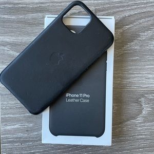 iPhone 11 Pro Leather Case - Black
